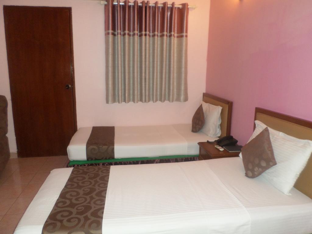 Skai Lodge Malé Kamer foto